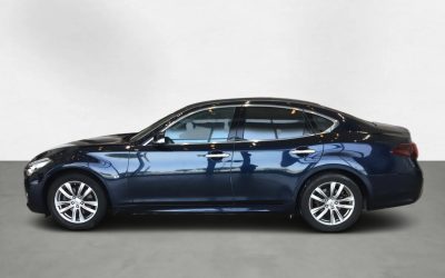 INFINITI Q70 3.7L V6 LUXURY (2016)